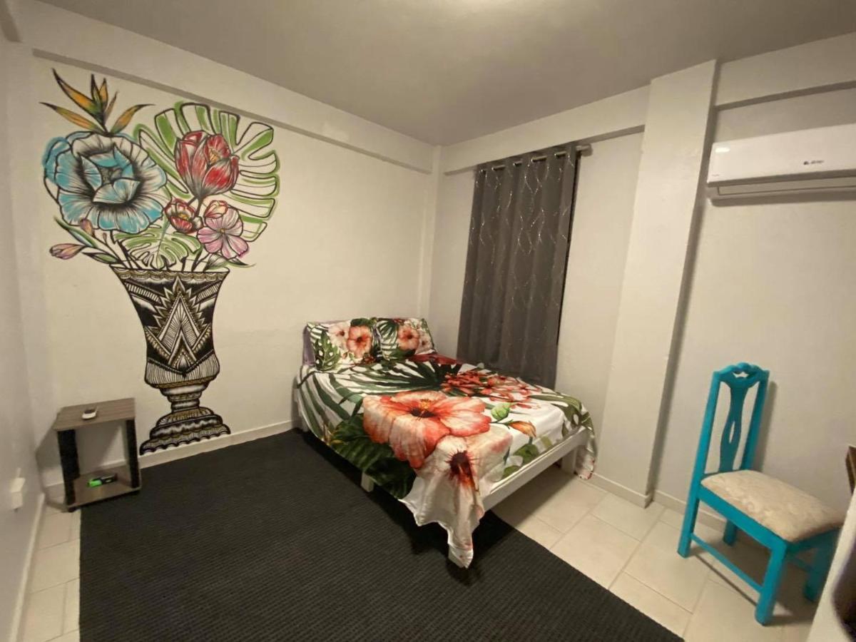 1802 At San Juan Hostel Exterior foto